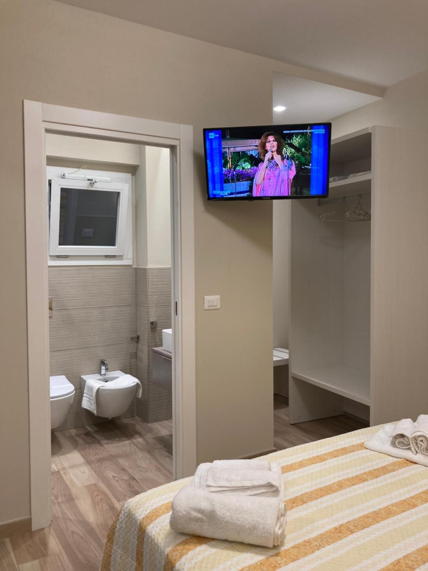 Residenza Ferdinando - 40M Dal Mare Apartment Pizzo  Ngoại thất bức ảnh