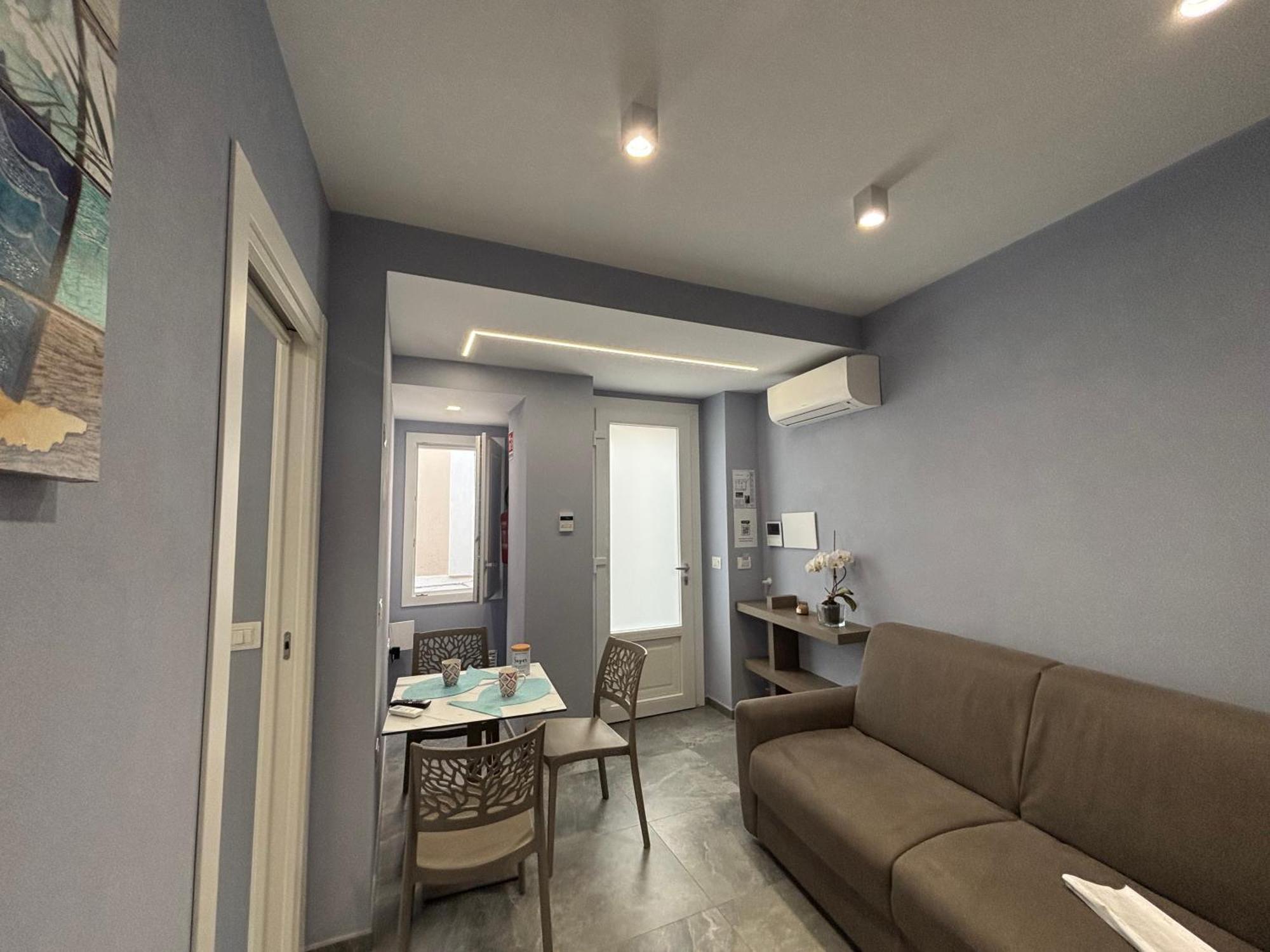 Residenza Ferdinando - 40M Dal Mare Apartment Pizzo  Ngoại thất bức ảnh